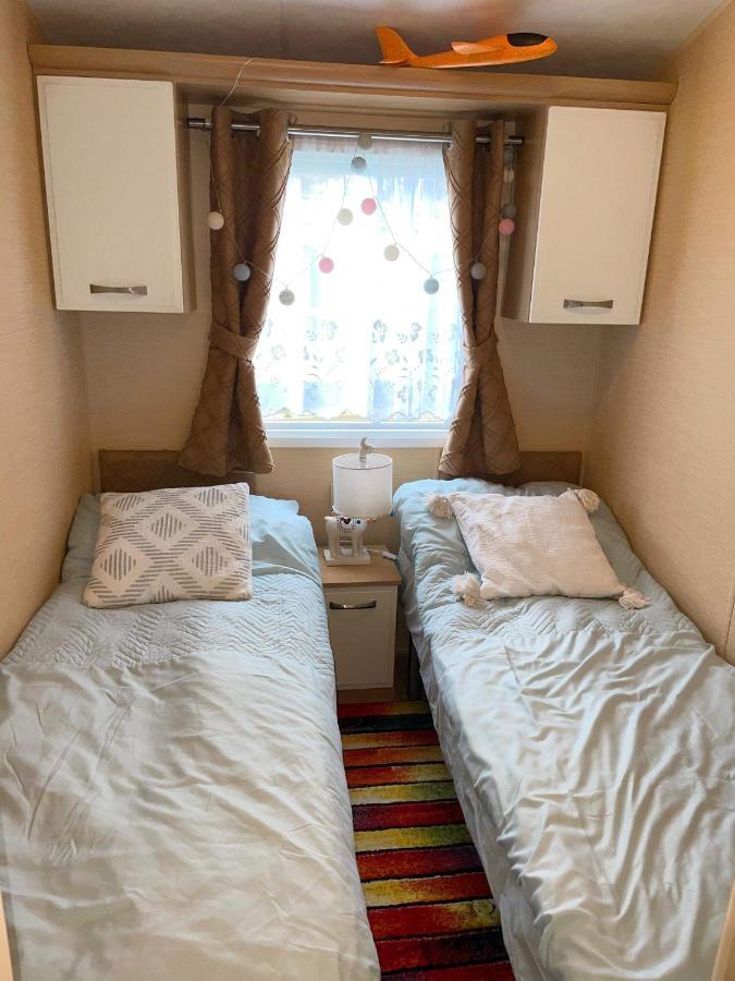 Caravan For Rent At Tattershall Holiday Park 外观 照片