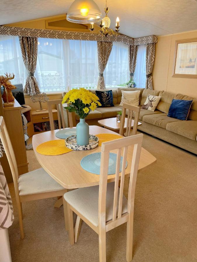 Caravan For Rent At Tattershall Holiday Park 外观 照片