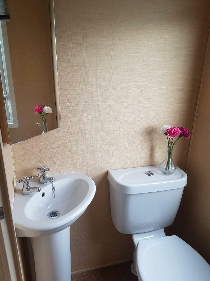 Caravan For Rent At Tattershall Holiday Park 外观 照片