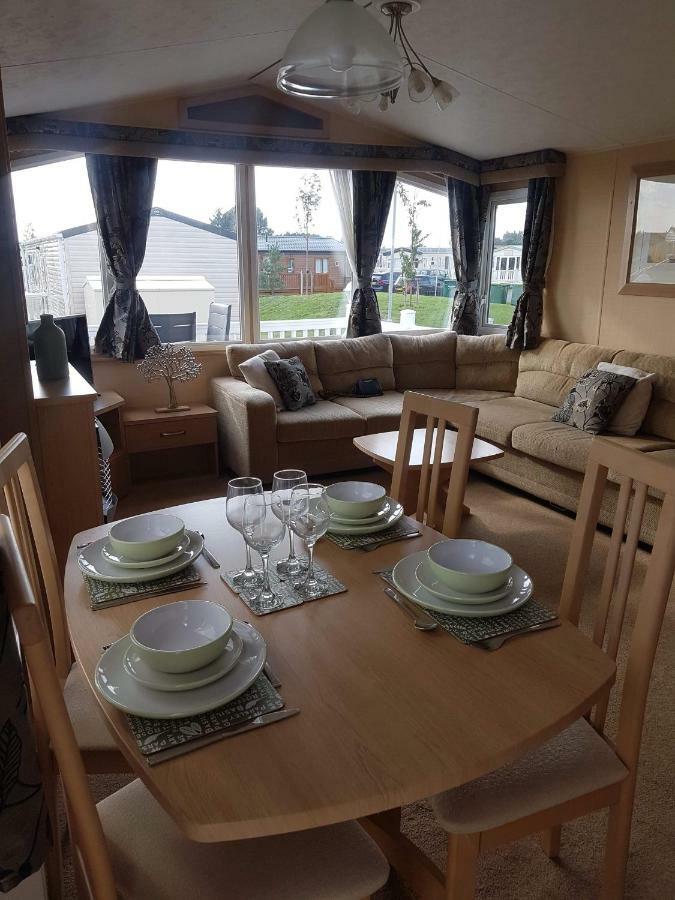 Caravan For Rent At Tattershall Holiday Park 外观 照片