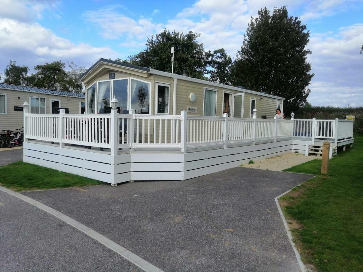 Caravan For Rent At Tattershall Holiday Park 外观 照片