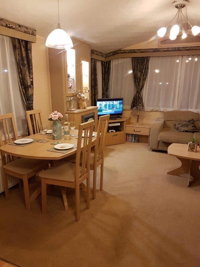 Caravan For Rent At Tattershall Holiday Park 外观 照片